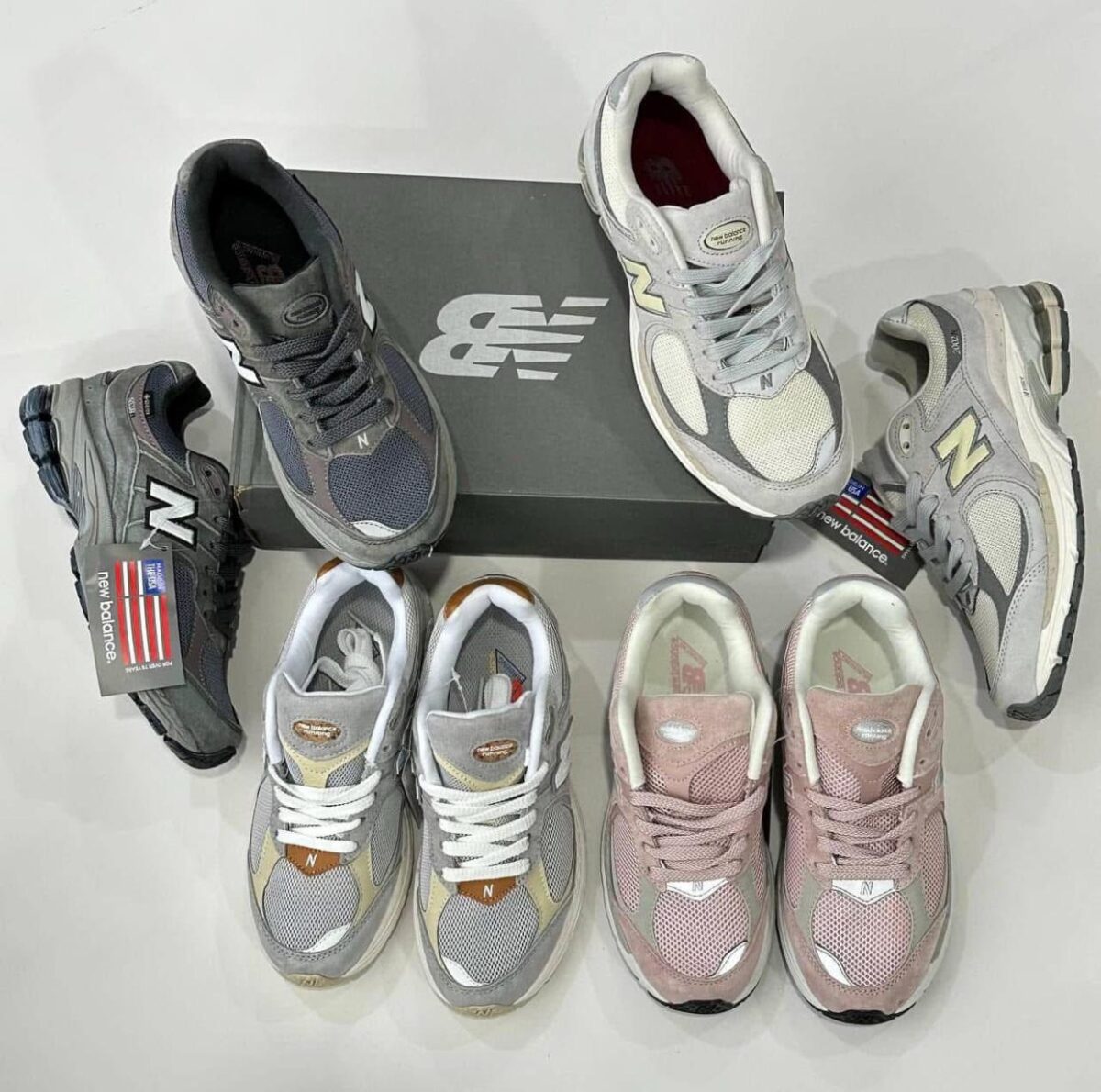 New Balance Sneaker Pallets For Sale, Purchase New Balance Sneakers Online, Order Wholesale New Balance Sneakers In Bulk, Authentic New Balance Sneakers.