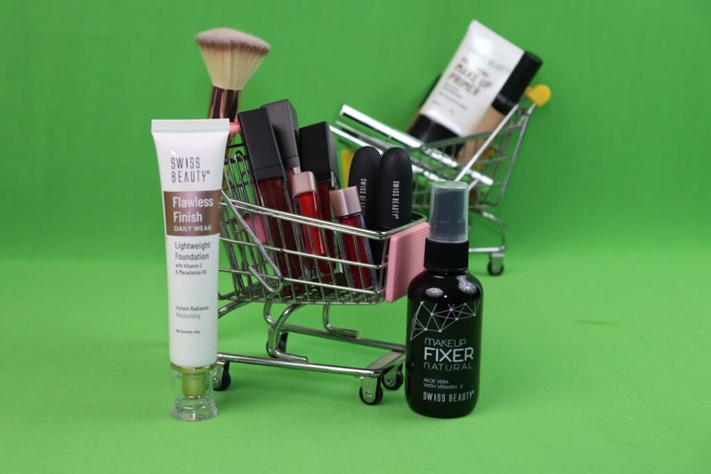 Wholesale Cosmetic Pallets Online